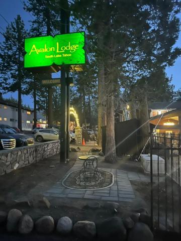 Avalon Lodge South Lake Tahoe Exterior photo