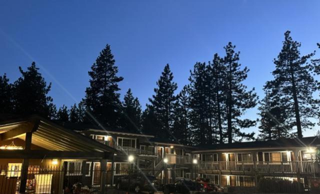 Avalon Lodge South Lake Tahoe Exterior photo