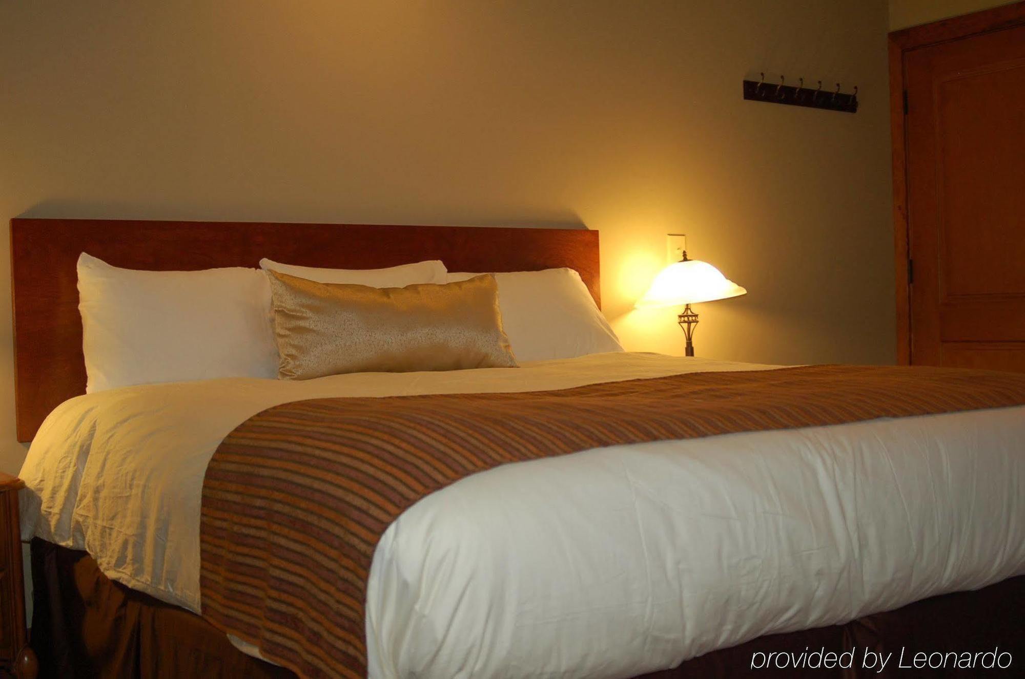 Avalon Lodge South Lake Tahoe Room photo